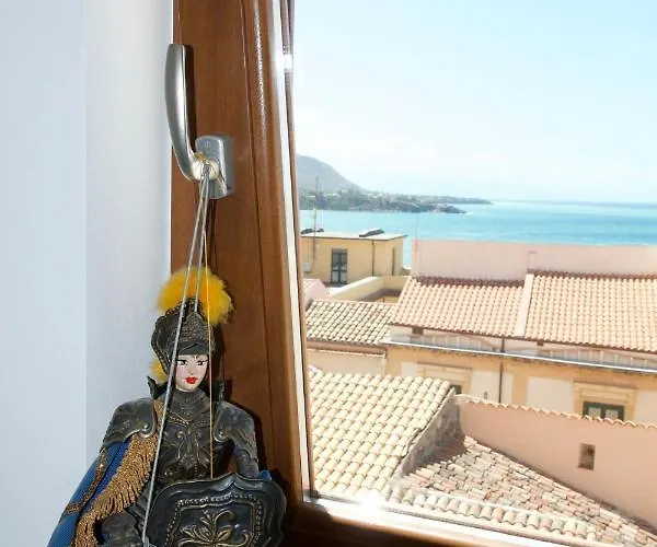 Lo Sguardo Di Artemide * Cefalù